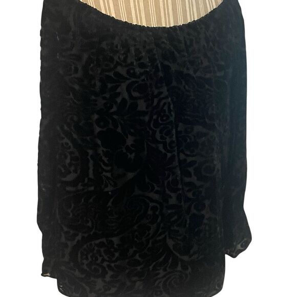 Vince Camuto Black Patterned Mini Skirt - Picture 2 of 2